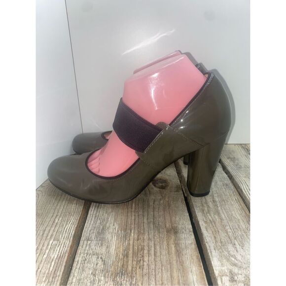 Cole Haan Patent Leather Mary Jane Pumps Women’s Size 9 Black Bow Strap High Hee - Picture 5 of 8